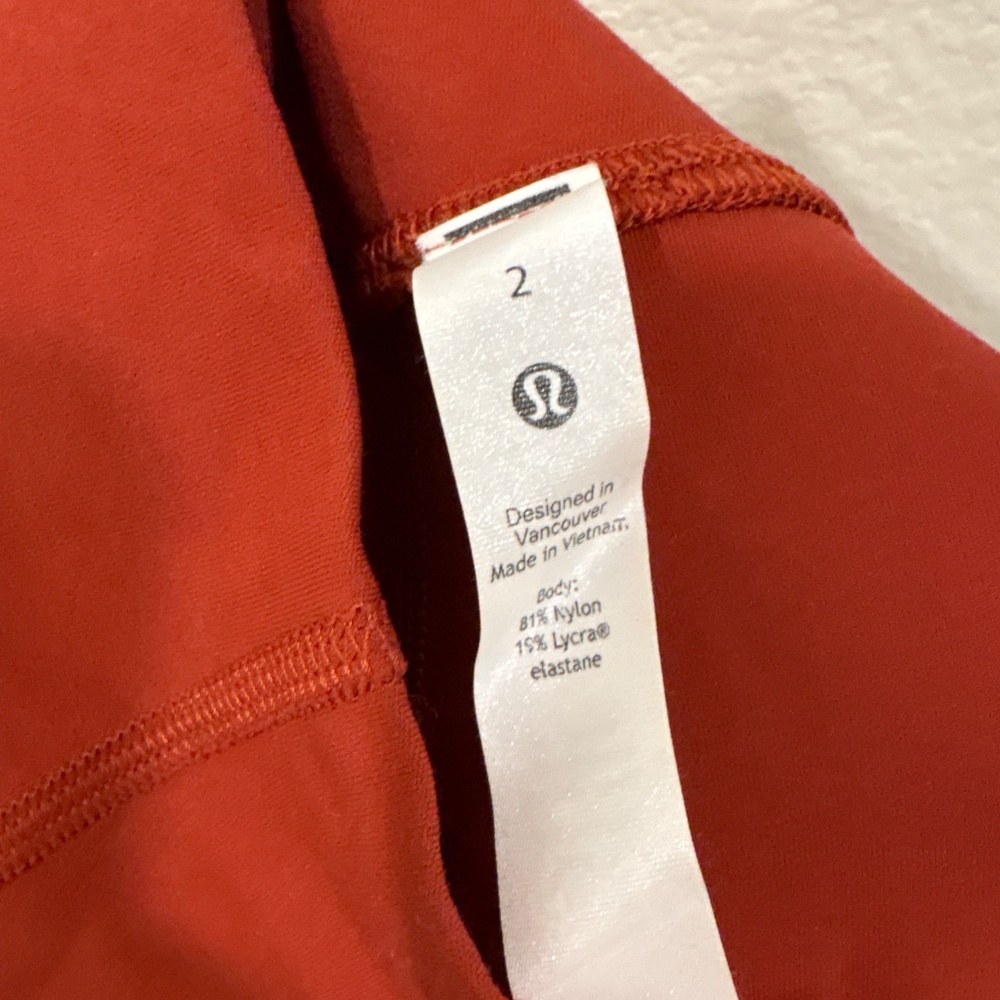 rare lululemon align HR pant 28” size 2 NWT - Picture 3 of 4